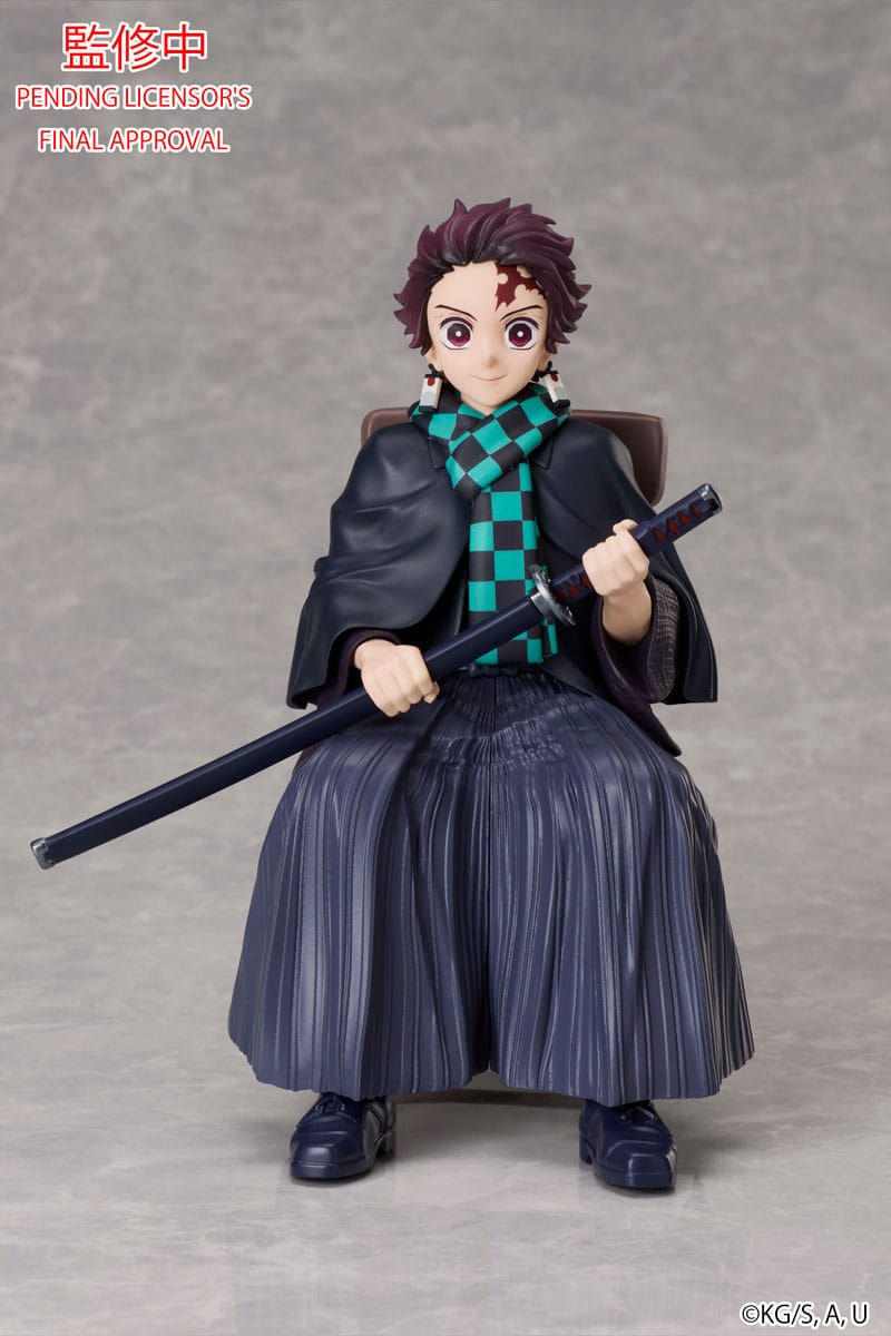 Tanjiro Kamado Figur – Sitzende Pose | Demon Slayer | 15 cm